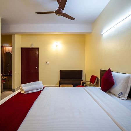 Hotel Vyshak International مَسّور المظهر الخارجي الصورة